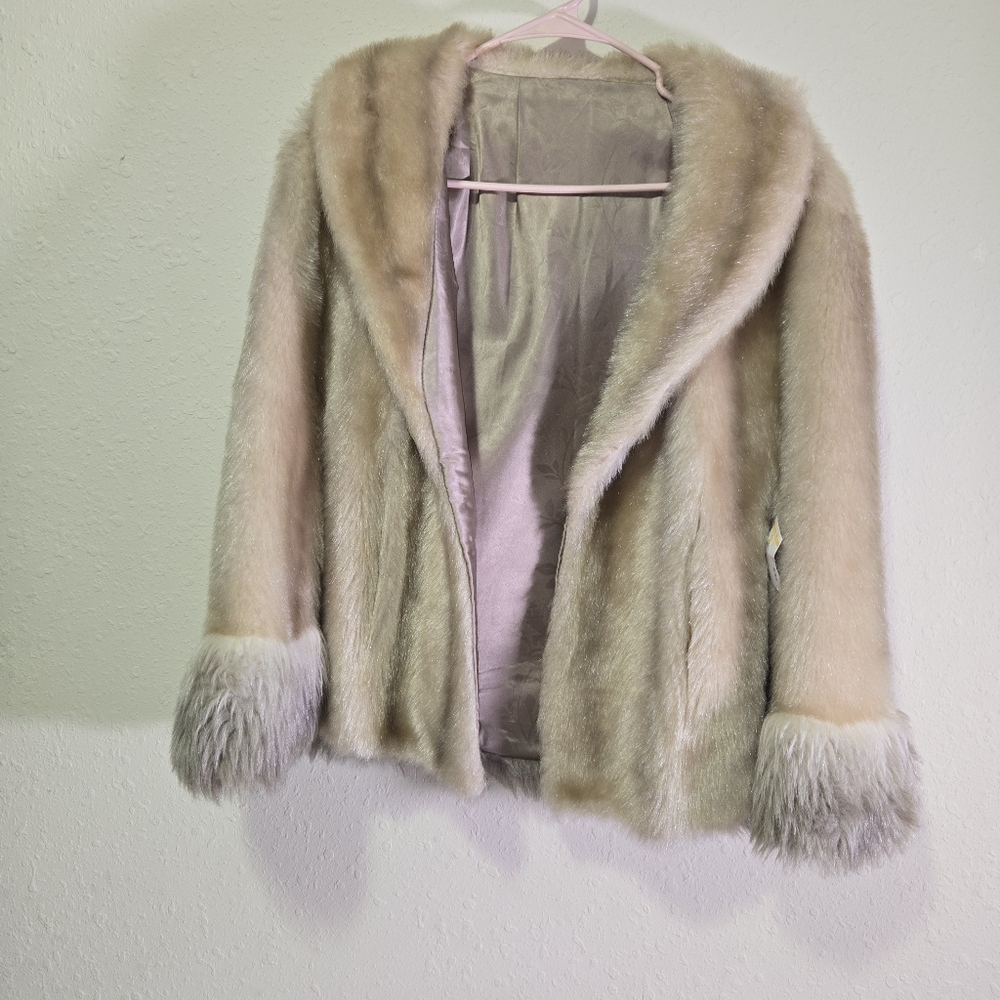 Vintage Fake Fur cape